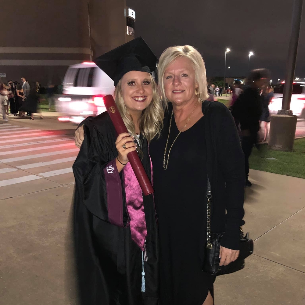 Meet your Posher, Denise